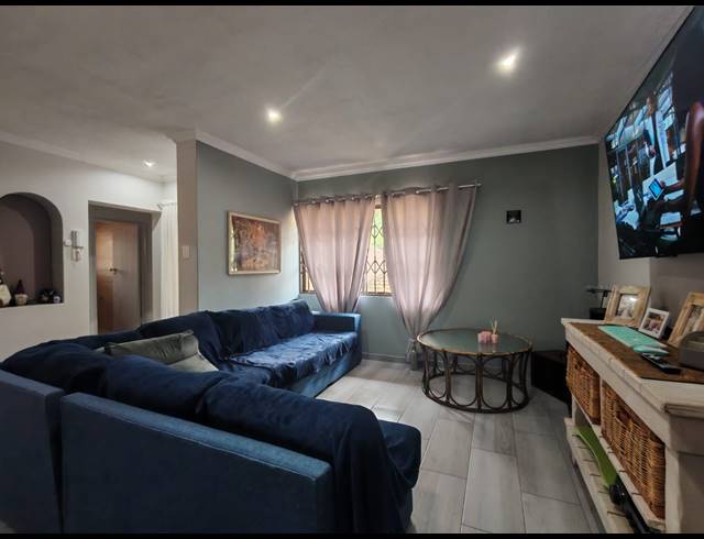 3 BEDROOM TOWNHOUSE FOR SALE IN THREE RIVERS